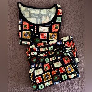 Old Navy Holiday Pajama Set